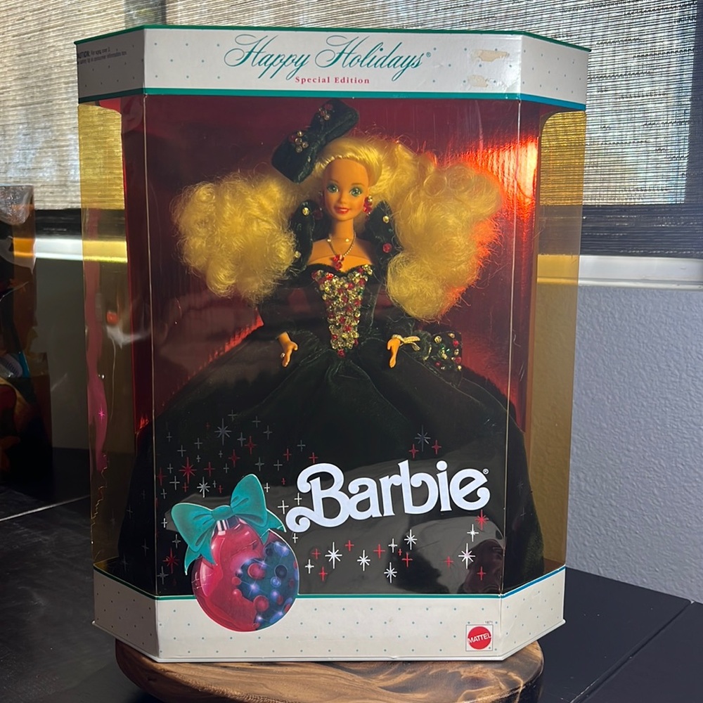 Holiday Barbie 1991 Vintage Never Opened